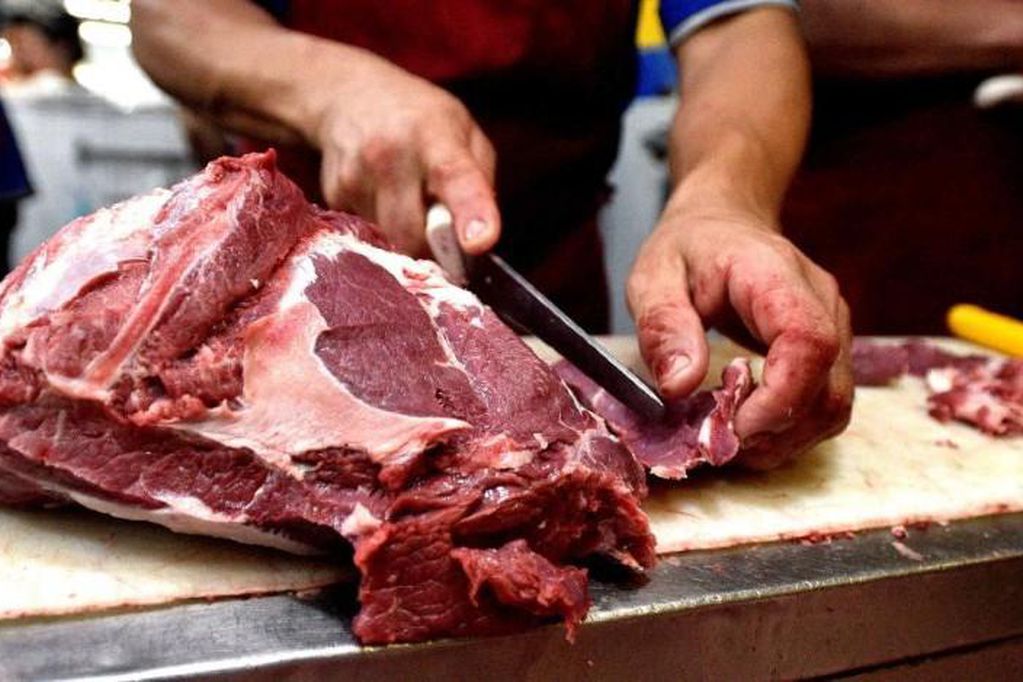 Estiman una caída en el consumo de carne en Argentina por habitante