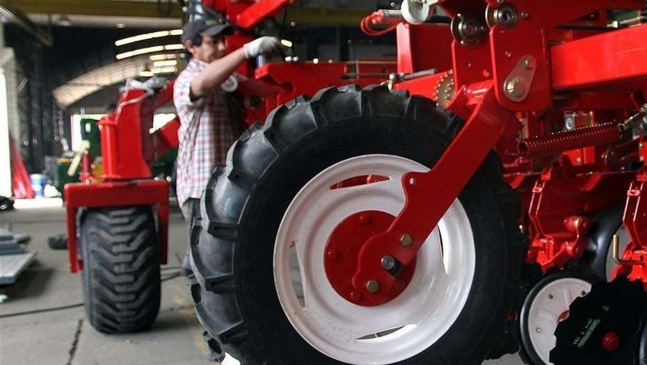 Maquinaria Agrícola : los patentamientos crecieron 2,4% en abril respecto de marzo