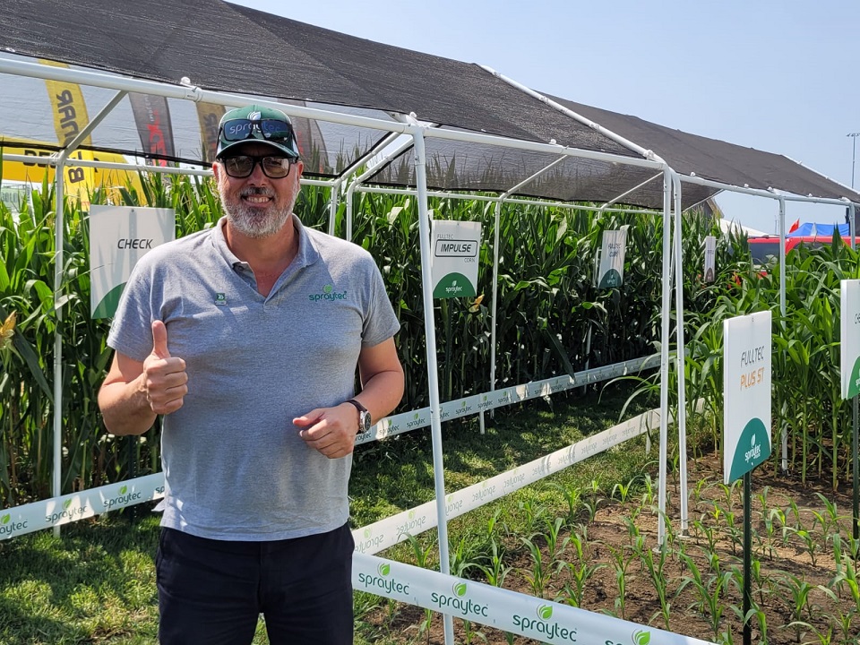 Spraytec en el Farm Progress Show presentado los plots demostativos y acompañando al contingente de productores argentinos