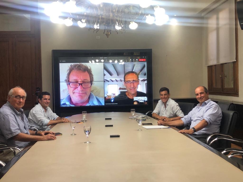 Las 4 cadenas le plantearon al secretario Vilella la situación del sector y las perspectivas a futuro
