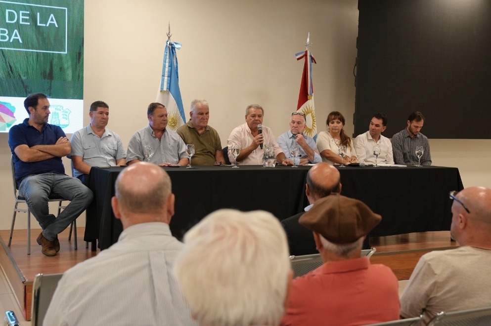 Busso se reunió con los Consorcios Camineros y la Comisión de Enlace