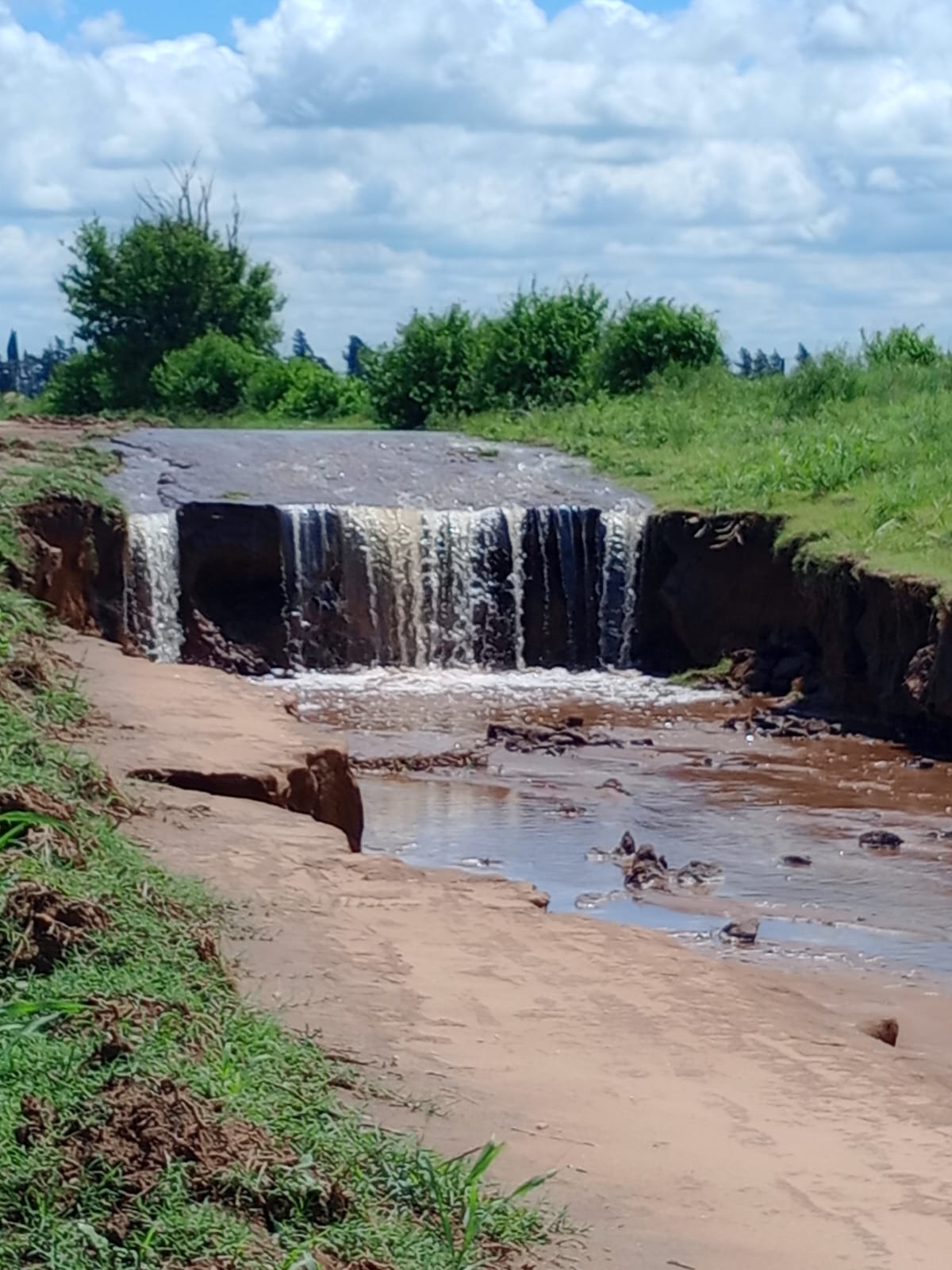 La situación de los caminos es crítica por las nuevas precipitaciones en la zona de Río Cuarto