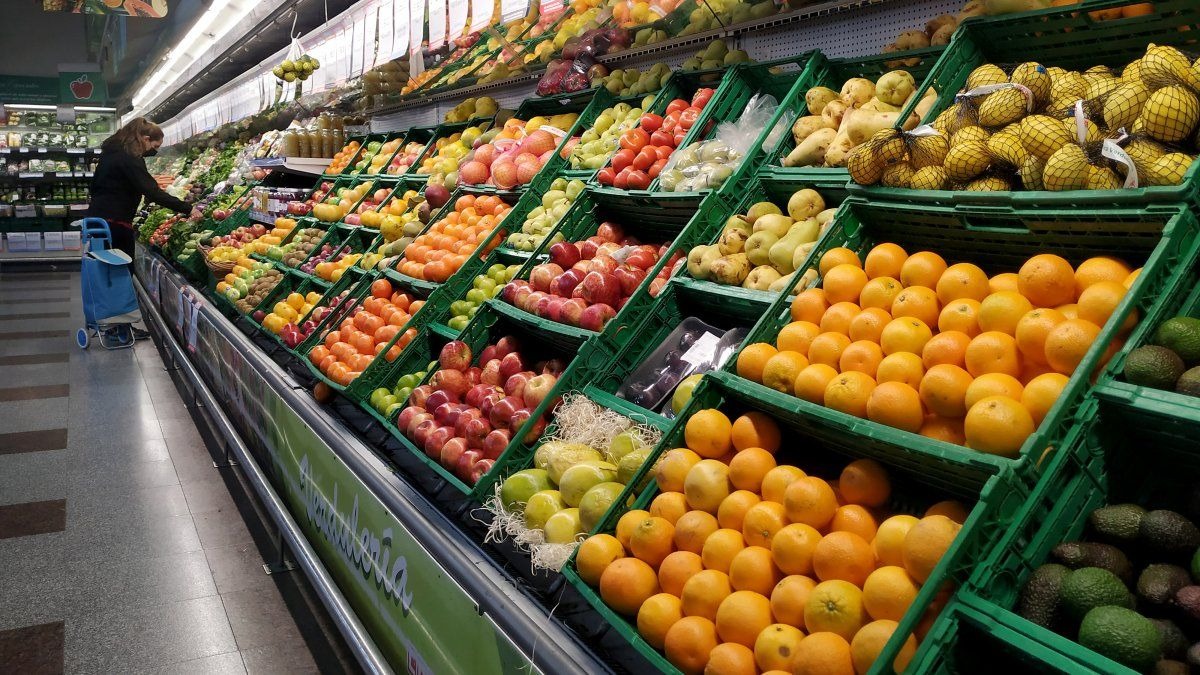 La inflación anual de los alimentos ya se fue a casi 300%
