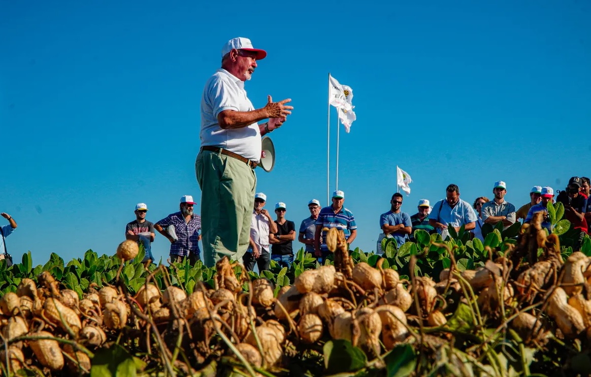 Descubriendo el futuro del maní: Innovación y comunidad en Criadero El Carmen