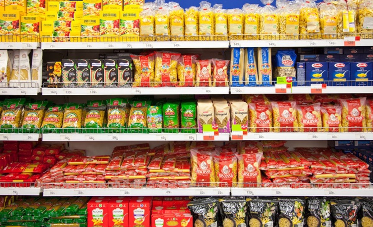 El Gobierno anunció que liberará las importaciones de alimentos para contener la inflación