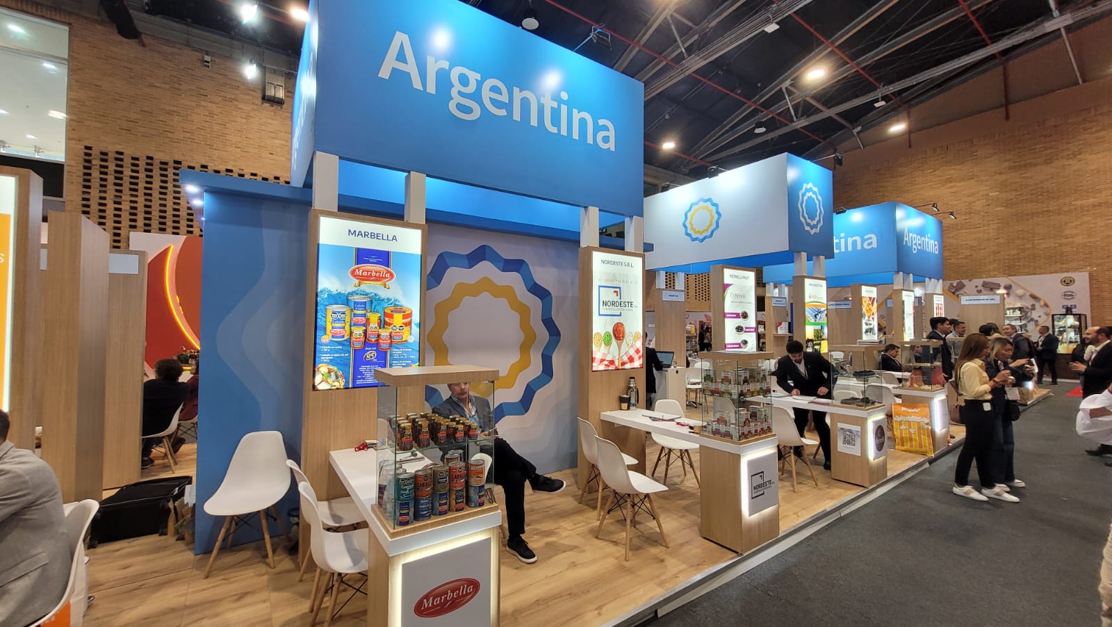 Marcas argentinas destacan en Alimentec 2024: Innovación y expansión en el mercado Latinoamericano