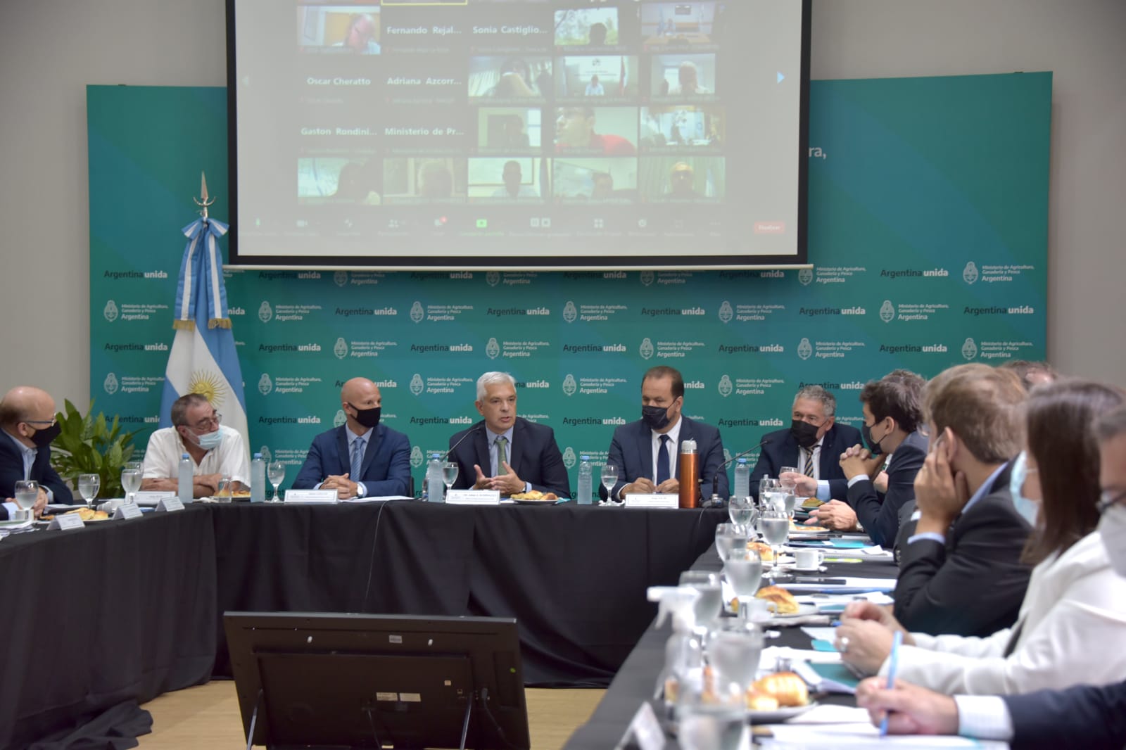 Se reunió el Consejo Federal Agropecuario para analizar la producción ganadera y el rumbo del Plan 2022-2023