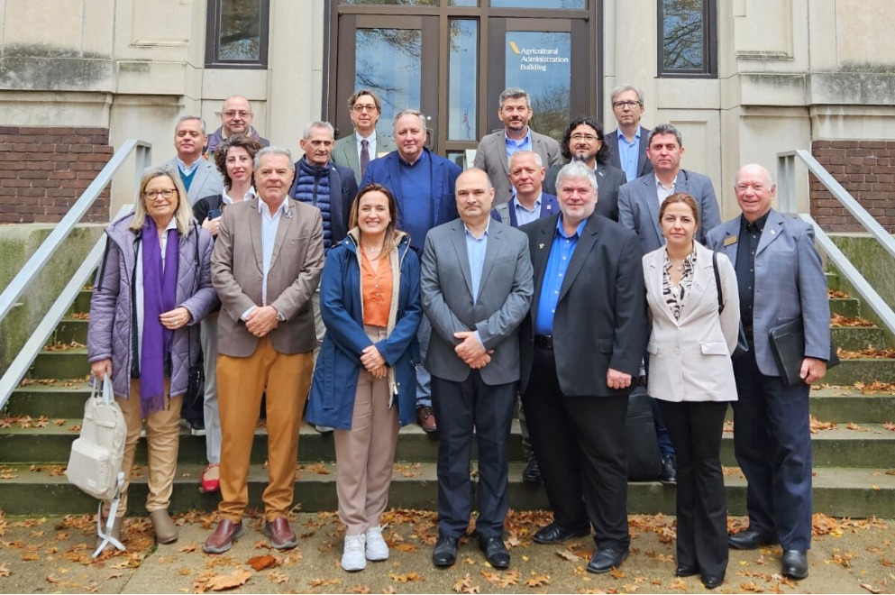 Busso visitó “La Harvard de las Ciencias Agropecuarias”