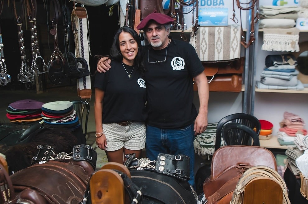 Emprendedores cordobeses ofrecen sus productos en el Festival de Jesús María