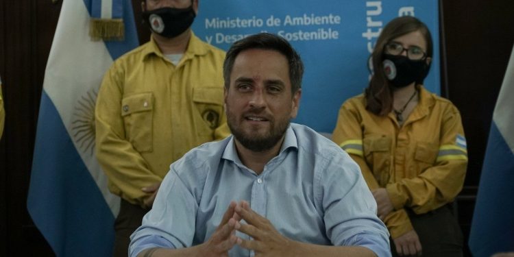 Dura respuesta del campo a Juan Cabandié por culpar a productores de los incendios: “Se quiere sacar la responsabilidad”