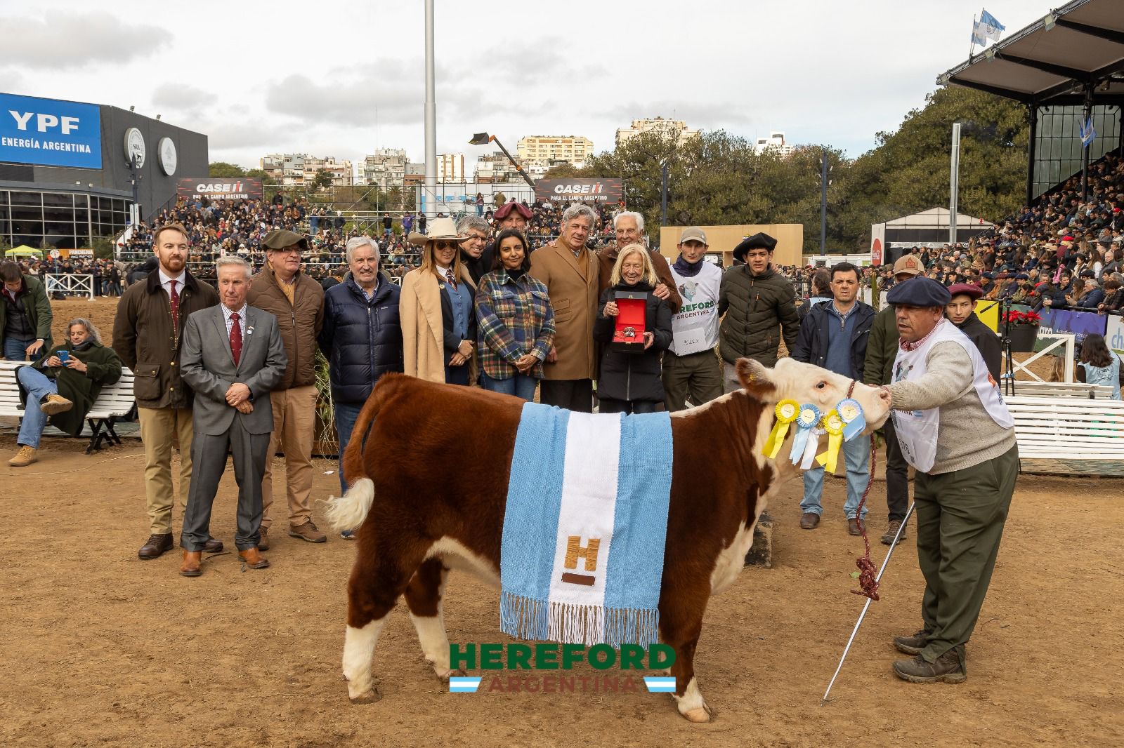 Hereford Argentina cerró una nueva edición de Expo Palermo con récord de animales, gran participación y acuerdos estratégicos