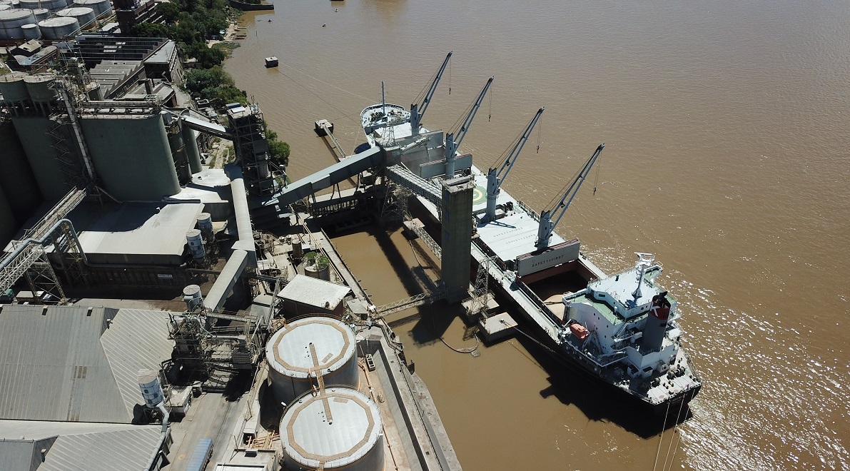 Acuerdo entre usuarios de la hidrovía por el sistema tarifario para la próxima concesión
