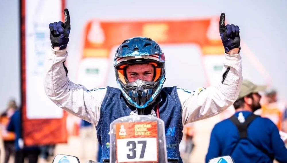 El productor de Carnerillo Leonardo Cola completa el Rally Dakar 2026 y promueve una iniciativa solidaria