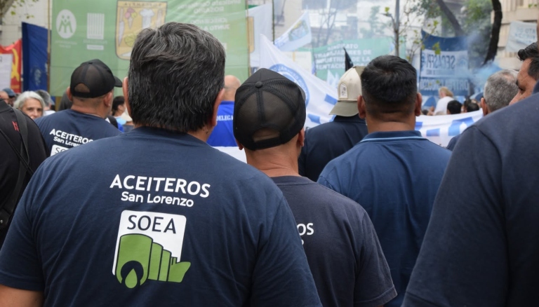 Se abrió un canal de diálogo en el conflicto salarial aceitero