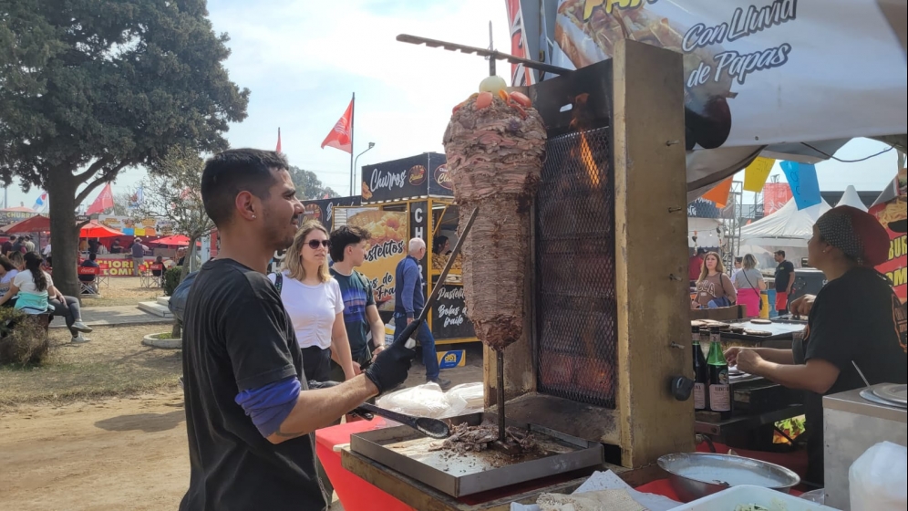 Una multitud disfruta de la 89 edición de la Exposición Rural de Rio Cuarto