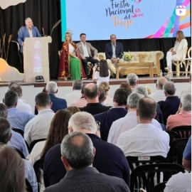 Ganadores del concurso de trigo en la fiesta de Leones