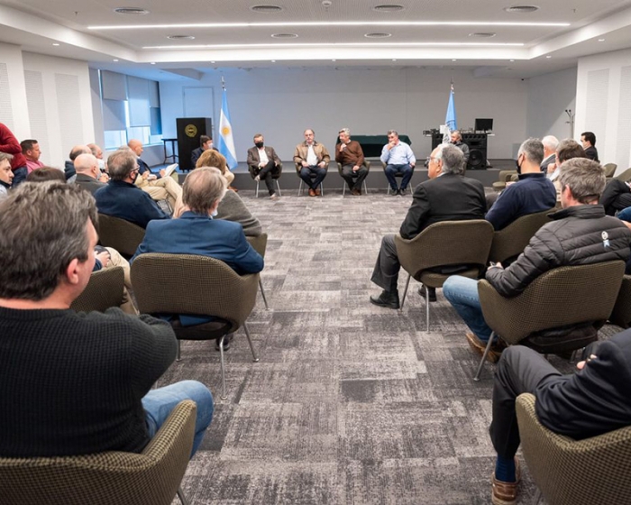 Carne: la Mesa de Enlace descarta un paro y avanza en un plan de concientización
