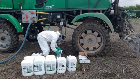 Fitosanitarios: cronograma de cursos para operarios de maquinaria agrícola